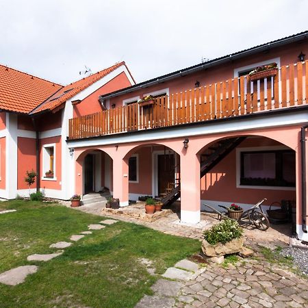 Penzion Na Statku Stary Vestec Zewnętrze zdjęcie